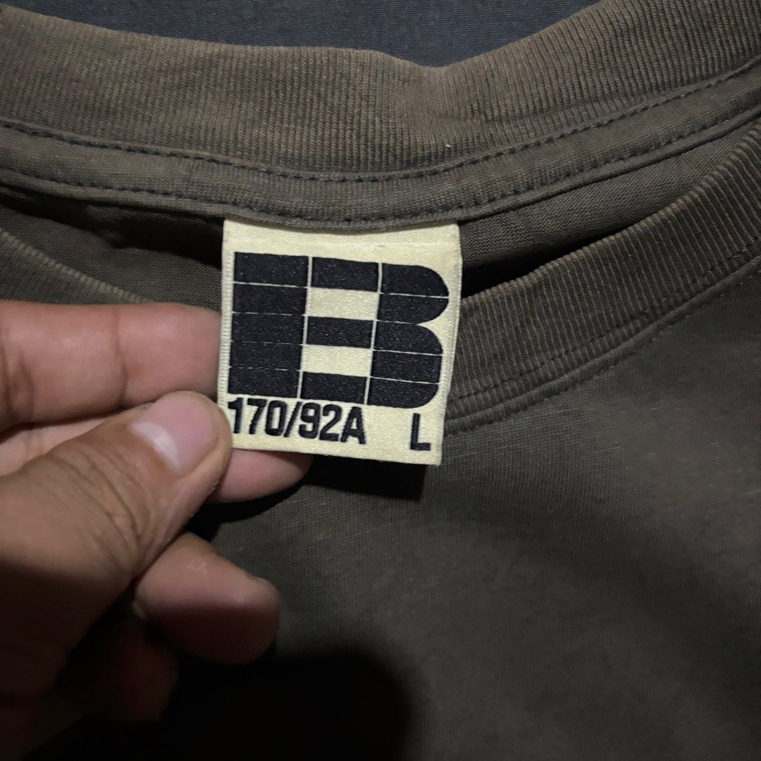 BONELESS SHIRT (Category: Tshirts & Polo Shirts ) located in Taytay. Submitted by dwinsapparel (Listing ID 1469015954, Image 3). Description: BONELESS SHIRT W-25 L- 31 EXCELLENT CONDITION NEED WASH COMPLETE TAGS.