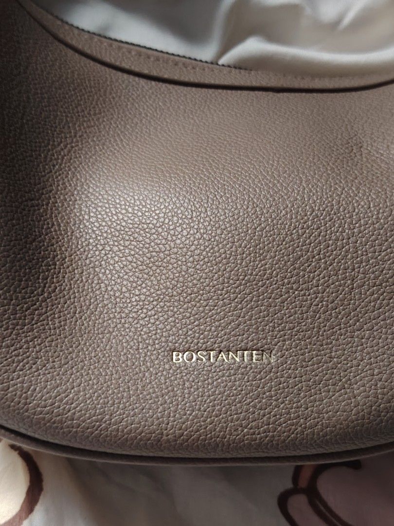 bostanten kili-kili bag 👜 (Category: Shoulder Bags) located in Hermosa. Submitted by lcvelycath (Listing ID 1468983681, Image 3). Description: issue: none colors may vary due to lightning & quality 𐙚 °. check details before mine joy miners will be posted :> 𐙚 °. payment first °. mode of payment: Gc@sh mode of delivery: JNT 𐙚.