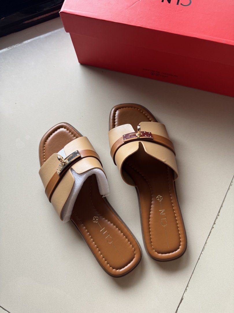 Brand New CLN Priscilla Slides (Category: Flats & Sandals) located in Iloilo. Submitted by trixthedreamer (Listing ID 1469159189, Image 1). Description: FOR SALE: Brand New CLN Priscilla Slides Size: 36 Color: Brown PRICE: Php699 only (Original price is Php1,499) For pick up at Festive Walk Mall or can do meet ups within Iloilo City or book a rider of your choice. Please send a DM for more details..