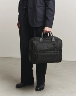 （分類：）位於 。 由 Luchette 提交（商品編號 1468990499，圖片 1）。簡介： 。