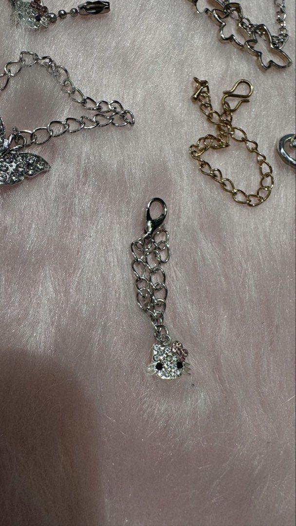 Bratz Barbie y2k accessories (Category: Kids Toys) located in Mandaluyong City. Submitted by maelovestoshop (Listing ID 1469134573, Image 3). Description: HK choker 250 Butterfly chain waistbelt 350 HK long necklace 250 Gold chain waistbelt for layering 190 3 butterfly charm waistbelt 350 2 bracelets set 50 Gold clasp necklace 80 These are handmade.