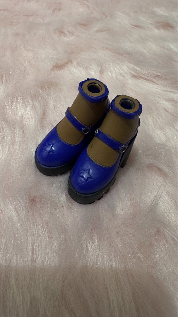 Bratz doll stylin sasha (Category: Heels) located in Mandaluyong City. Submitted by maelovestoshop (Listing ID 1469099608, Image 2). Description: .