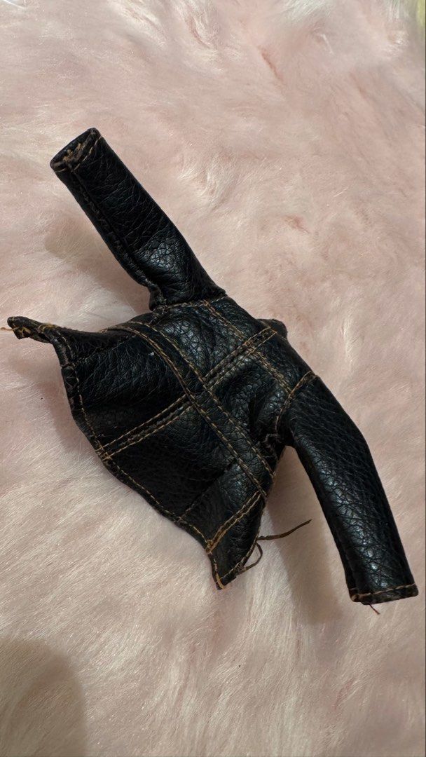 Bratz faux leather jacket (Category: Coats, Jackets and Outerwear) located in Mandaluyong City. Submitted by maelovestoshop (Listing ID 1469105810, Image 3). Description: .