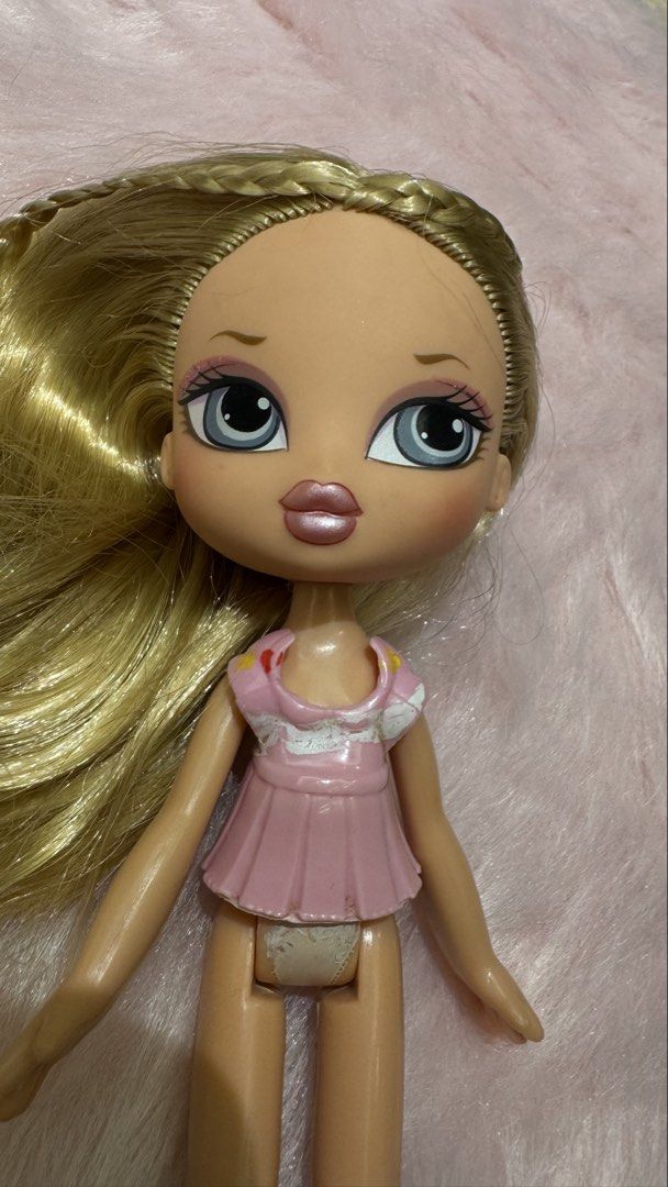 bratz kids cloe (Category: Kids Toys) located in Mandaluyong City. Submitted by maelovestoshop (Listing ID 1469102601, Image 3). Description: I forgot her line May scratches sa panty and shoes but overall good condition face paint.