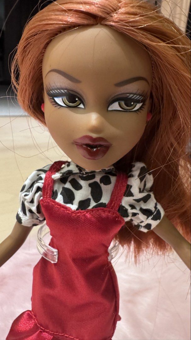 Bratz Strut it (Category: Kids Toys) located in Mandaluyong City. Submitted by maelovestoshop (Listing ID 1469096421, Image 2). Description: New condition No box No flaws.