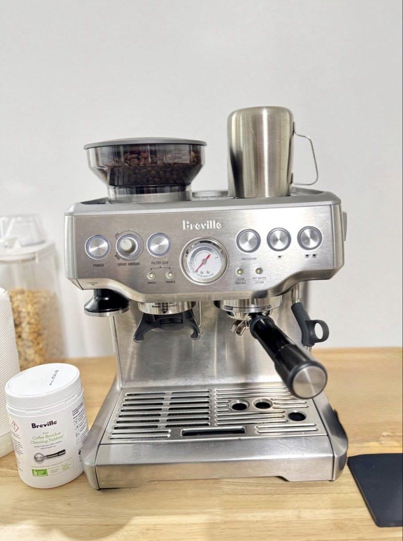 Breville Barista Express Espresso Machine with Grinder (Category: Coffee Machines & Makers) located in Mandaluyong City. Submitted by guiltyshoppaholic (Listing ID 1468994943, Image 1). Description: Selling my Breville Barista Express perfect for coffee lovers who want to enjoy café-quality espresso at home! Brand-New Retail Price: ₱62,999.00 at True Value Reason for Selling: Upgrade WHAT’S INCLUDED: ✅ Breville Barista Express Espresso Machine ✅ 