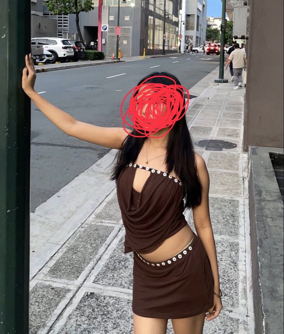 Brown Tube Top (Category: Sleeveless) located in Manila. Submitted by waky_waky_thriftyy. (Listing ID 1469047432, Image 2). Description: .