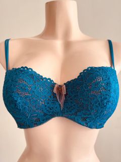 (Category: ) located in . Submitted by expresclothing (Listing ID 1468999981, Image 1). Description: .