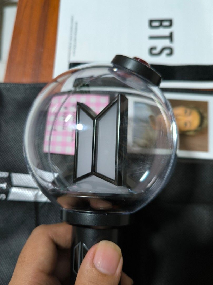 BTS Army Bomb V4 (Category: K-Wave Merchandise) located in San Pablo. Submitted by kpeachblush (Listing ID 1469014927, Image 2). Description: wts lfb ph bts army bomb v4 used few times indoors x sensi (has scratches due to usage) 2,800 rfs: downsizing coll and has a diff prio now can show video proof / test will give official bts pcs/merch as freebies (random) comment mine or dm to claim t. abv4 lightstick.