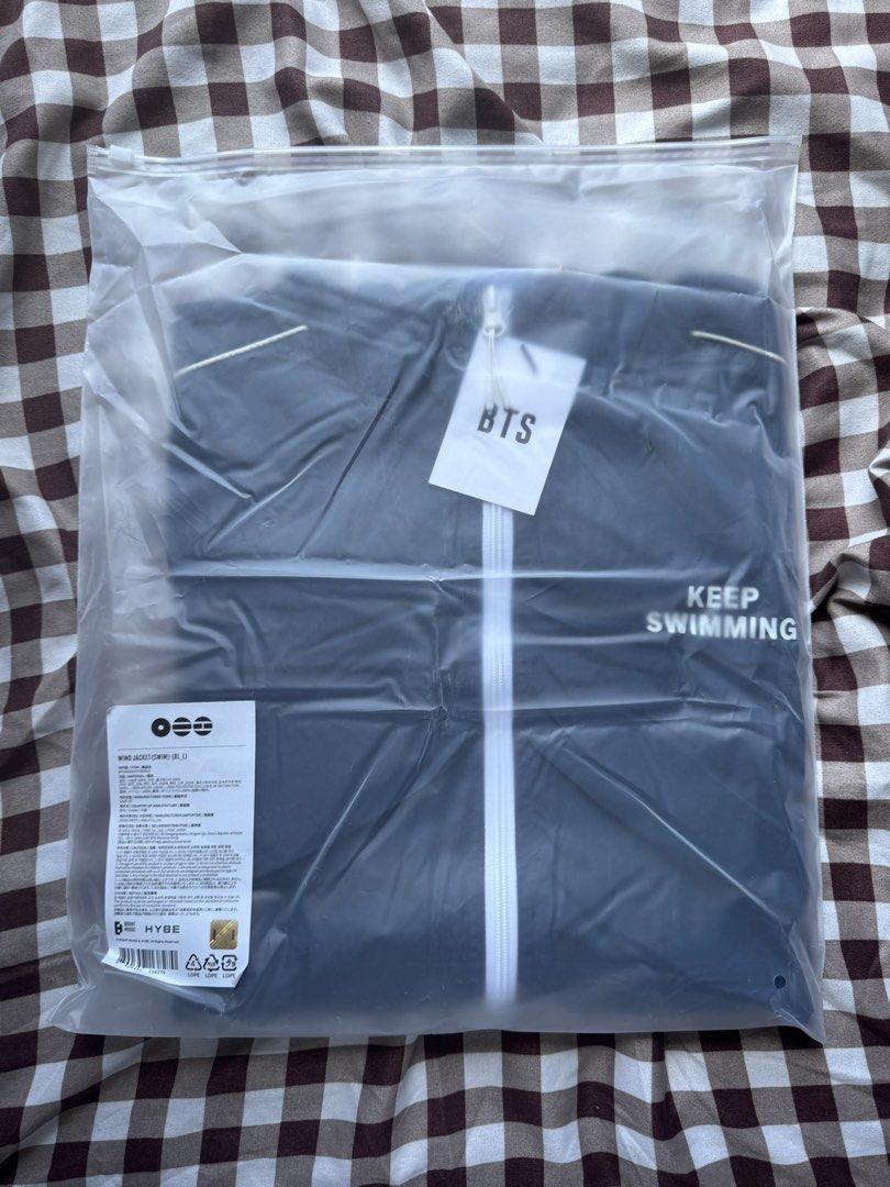BTS SWIM JACKET LARGE (Category: K-Wave Merchandise) located in Mandaluyong City. Submitted by namjikooksells (Listing ID 1469038227, Image 1). Description: onhand, never used mop: bpi gcash maya gotyme maribank.