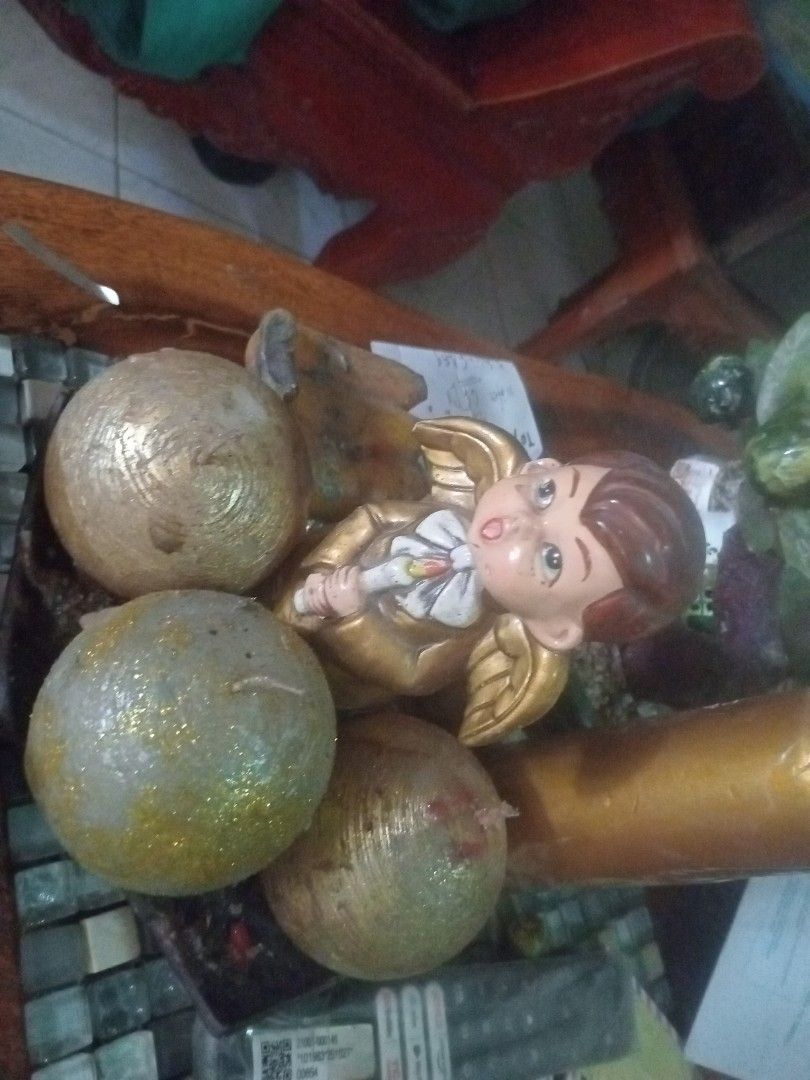 Bundle 3 sphere candles and centered angel for your display needs (Category: Other Home Decor) located in Manila. Submitted by padillahe35291 (Listing ID 1468972156, Image 2). Description: 3.5 dia. inches 3 gold spheres candle and 1 7 inches angel on center.
