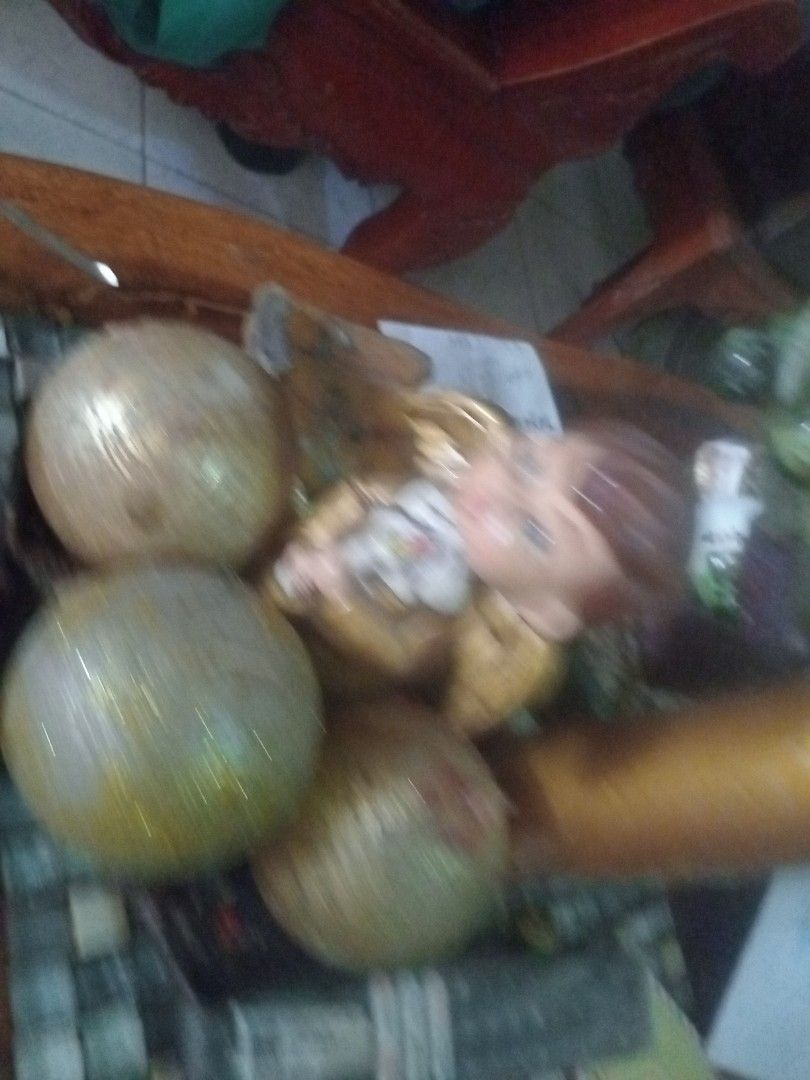 Bundle 3 sphere candles and centered angel for your display needs (Category: Other Home Decor) located in Manila. Submitted by padillahe35291 (Listing ID 1468972156, Image 3). Description: 3.5 dia. inches 3 gold spheres candle and 1 7 inches angel on center.
