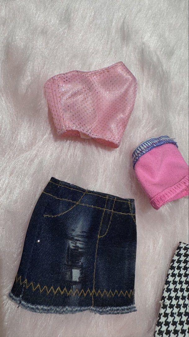 Bundle barbie clothes (Category: Kids Toys) located in Mandaluyong City. Submitted by maelovestoshop (Listing ID 1469135571, Image 2). Description: Take all No flaws.
