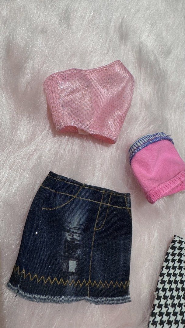 Bundle barbie clothes (Category: Kids Toys) located in Mandaluyong City. Submitted by maelovestoshop (Listing ID 1469135571, Image 3). Description: Take all No flaws.