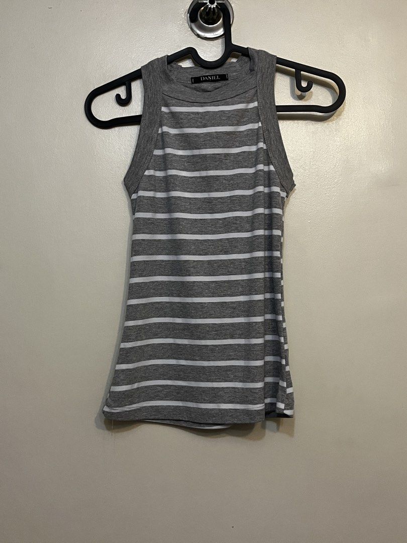 (BUNDLE) Top (Category: Sleeveless) located in Quezon City. Submitted by declutteringbyjam (Listing ID 1468960742, Image 3). Description: - preloved - small - bundle for 320 - 150 each - additional for sf.