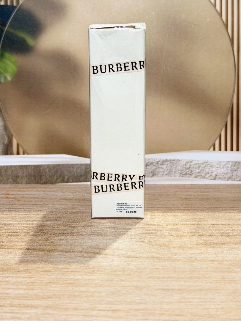 Burberry Her EDP 100ml (Category: Fragrance & Deodorants) located in Binan City. Submitted by perfsloveph (Listing ID 1469140509, Image 2). Description: Brand new and on hand. No haggling please. Last price posted. IG: @perfsloveph 💳 Gcash, Bank Transfer, Credit Card Same‑day delivery within Metro Manila, Laguna, and Cavite. J&T for other areas. Find your signature scent. Get yours now 🌹 DISCLAIMER: Any of the brands in our posts are not affili