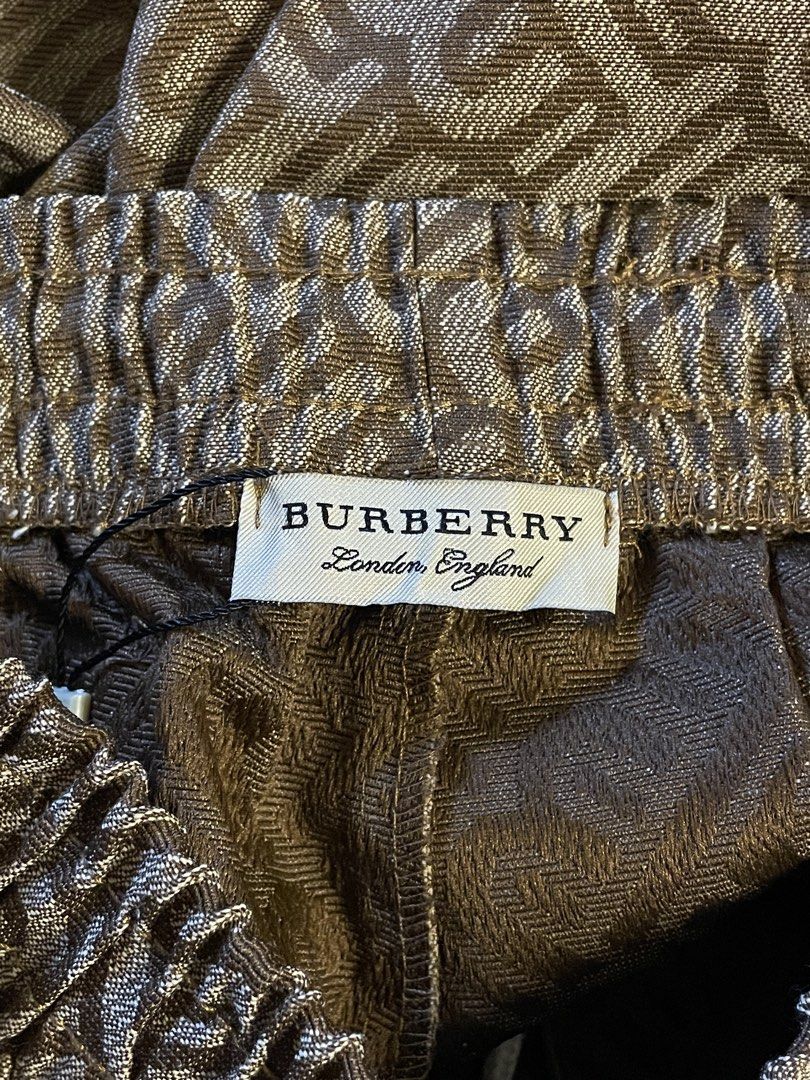 BURBERRY LONDON TB MONOGRAM SUMMER SHORT (Category: Luxury Apparel) located in Pasay City. Submitted by digital_wardrobe.ph (Listing ID 1468978502, Image 3). Description: BURBERRY LONDON TB MONOGRAM SUMMER SHORT details size: medium - large width: 27 - 33 length: 19 leg opening: 11.5 price: 650 location: pasay city.