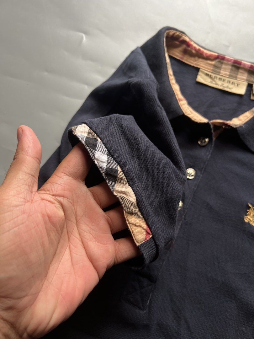 BURBERRY POLO (Category: Luxury Apparel) located in Manila. Submitted by thriftwhoop (Listing ID 1468966138, Image 2). Description: .