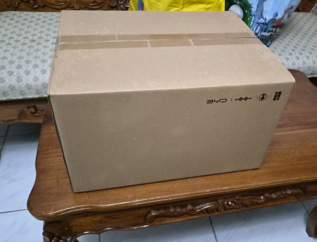 BYD 3.5kW Wall Charger (Category: Lightings, Horns, and other Electrical Parts and Accessories) located in Pasig City. Submitted by maeve75 (Listing ID 1469060969, Image 3). Description: BRAND NEW, SEALED - Brand: Genuine BYD Auto - Item: Single-Phase AC Charging Box Assembly - Power Output: 3.5kW - Part Number: 15079286-00 - Model: SC2E-2126010B - Condition: Factory sealed in original cardboard box - Dimensions: Approx. 447 x 347 x 260 mm - Cain
