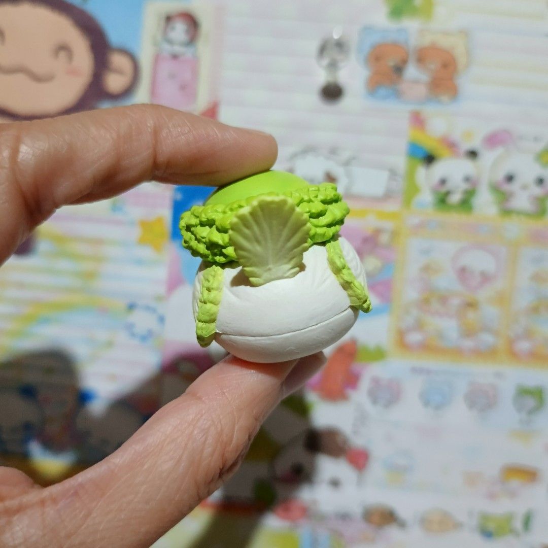 Cabbage Birb (Category: Character Goods) located in San Pablo. Submitted by oreospicks (Listing ID 1468945895, Image 2). Description: .