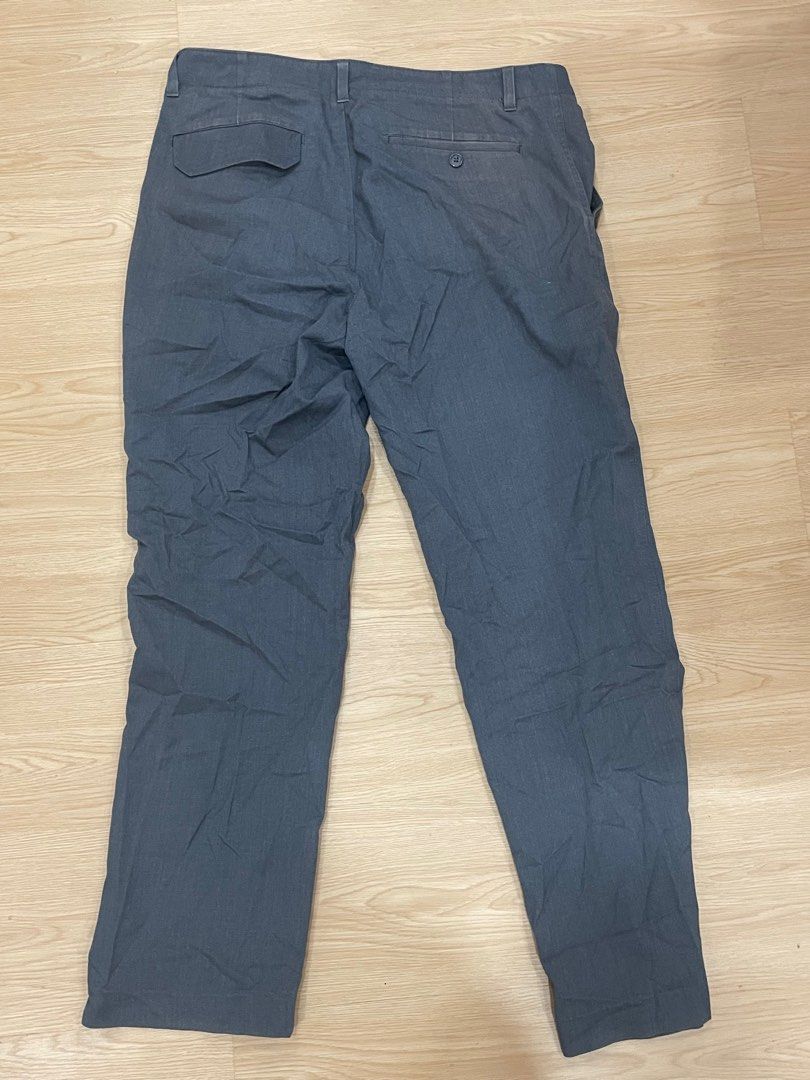 Calvin Klein Slim Fit Jeans (Category: Jeans) located in Manila. Submitted by bedlambuzz (Listing ID 1469079337, Image 3). Description: WYSIWYG ALL JEANS ARE USED BUT FULLY WEARABLE BUTTONS AND ZIPPERS INTACT MAY HAVE SLIGHT DISCOLORATION OR SMALL FLAWS.