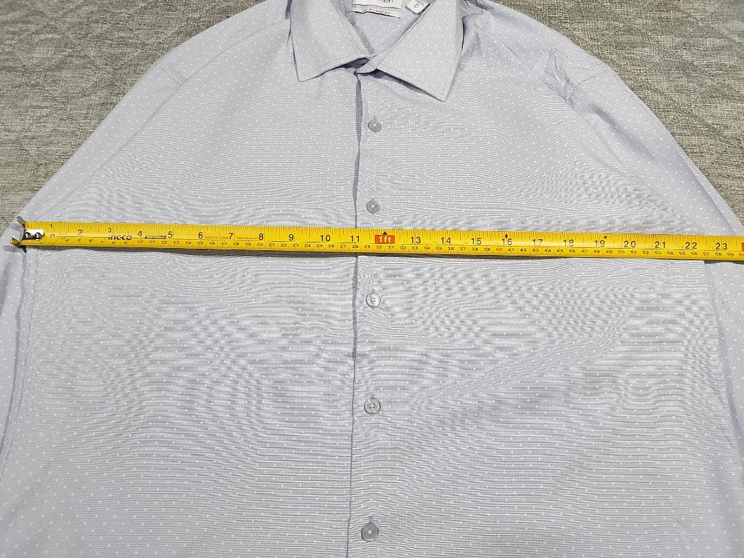 Calvin Klein slimfit cool dry button down long sleeves shirt micro patterns (Category: Formal Shirts) located in Cadiz. Submitted by comradstuff (Listing ID 1468934694, Image 3). Description: Calvin Klein slimfit cool dry button down long sleeves shirt micro patterns w 22.5" l 29.5".