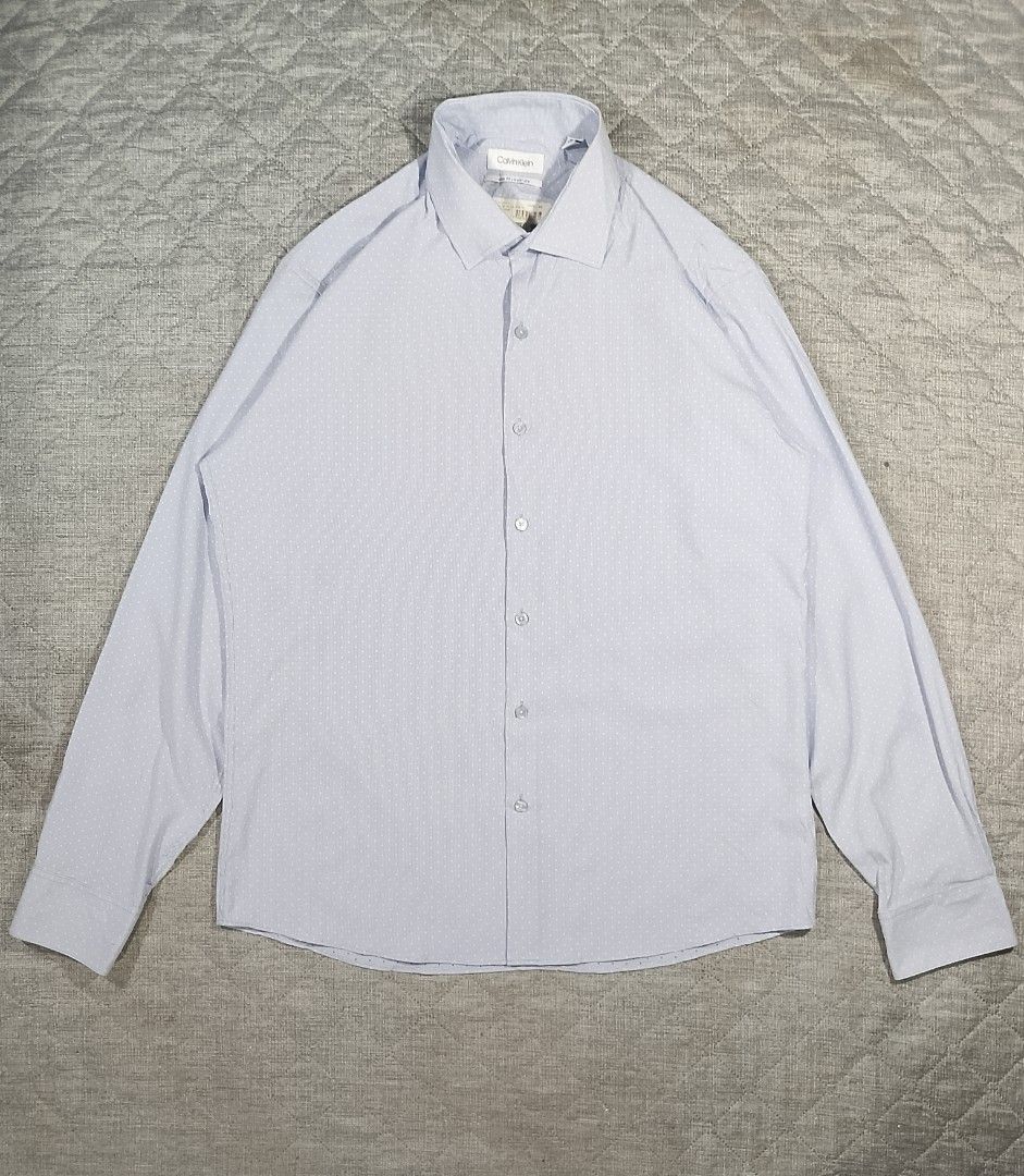 Calvin Klein slimfit cool dry button down long sleeves shirt micro patterns (Category: Formal Shirts) located in Cadiz. Submitted by comradstuff (Listing ID 1468934694, Image 1). Description: Calvin Klein slimfit cool dry button down long sleeves shirt micro patterns w 22.5" l 29.5".