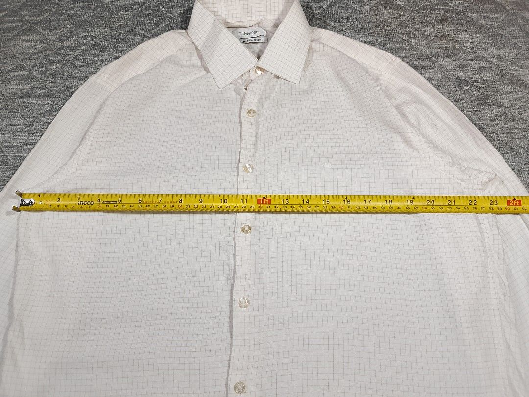 Calvin Klein slimfit cotton tencel micro check (Category: Formal Shirts) located in Cadiz. Submitted by comradstuff (Listing ID 1468934936, Image 3). Description: Calvin Klein slimfit cotton tencel micro check w 22" l 30".