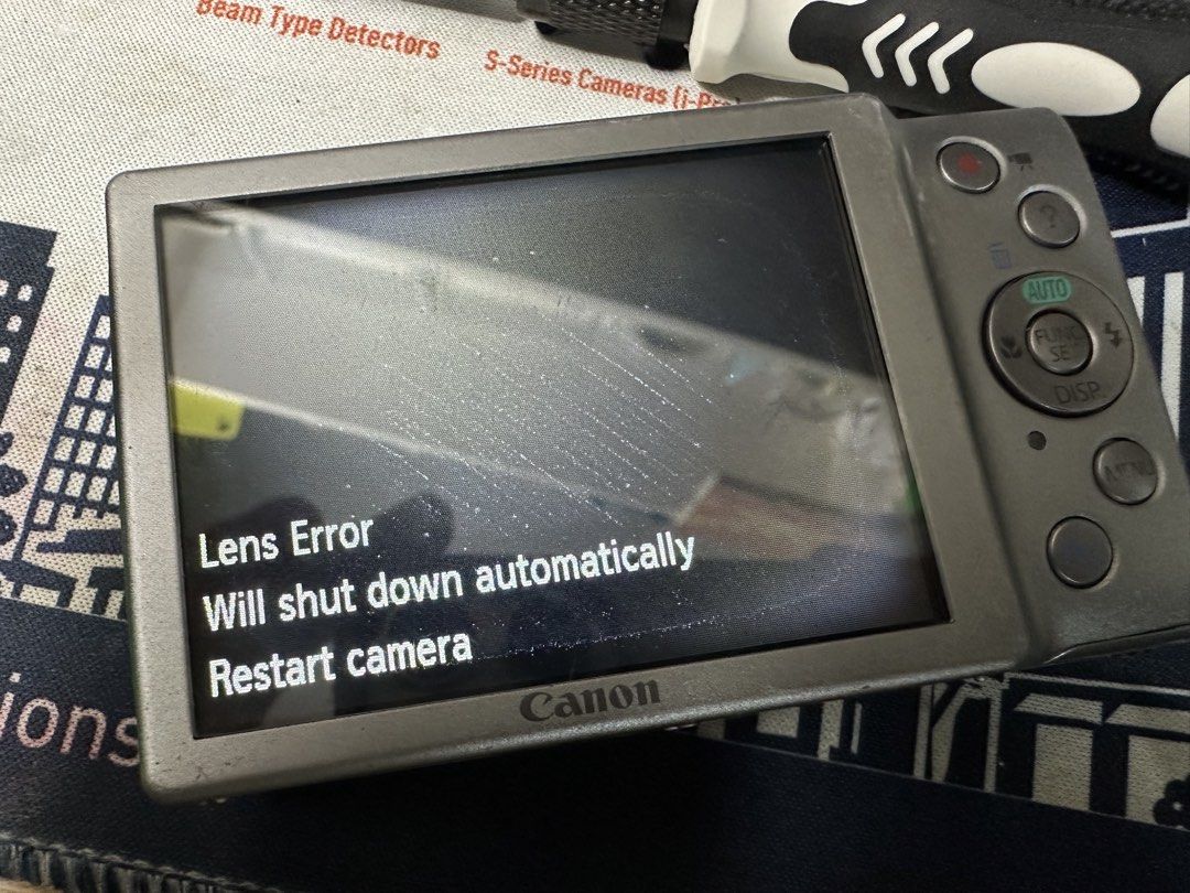 Canon Powershot A4000 IS (Category: Cameras) located in Taytay. Submitted by lloyd_0514 (Listing ID 1469117607, Image 3). Description: issue: lens error lang mura lang naman paayos nito sa quiapo, kayo na magpaayos.