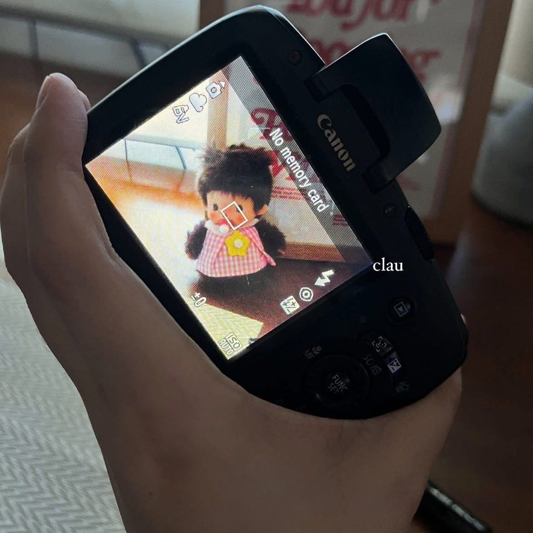 Canon SX120 IS (Category: Cameras) located in Muntinlupa City. Submitted by on.repeeat (Listing ID 1469127023, Image 2). Description: Canon SX120 IS ❀ Pop up flash ❀ 10 megapixels ❀ Compact digital camera ❀ Digic 4 processor ❀ Flash, zoom and all buttons working Inclusion: Unit, battery, SD card and strap Honest issue: minimal lcd leak and not so visible fungus when unit is turned on Sample photos are raw and unedited No COD First to pay basis Al