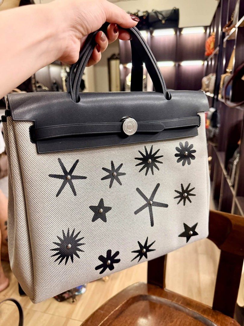 Canvas Star Studded Black White Handbag (Category: Tote Bags) located in Muntinlupa City. Submitted by farinasonlineshop (Listing ID 1469094427, Image 1). Description: .