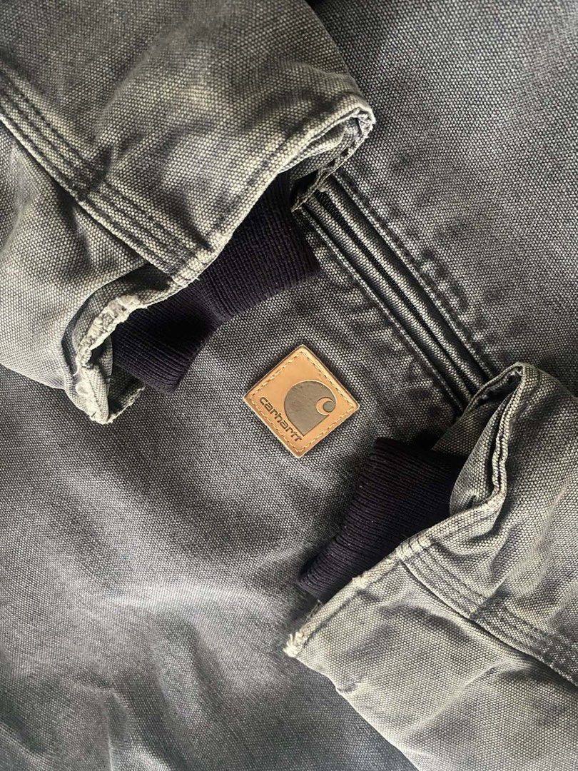 Carhartt Active Jacket Sherpa Lined Black Size L Tall (Category: Coats, Jackets and Outerwear) located in Bacolod City. Submitted by delsolo (Listing ID 1469043196, Image 3). Description: - Brand: Carhartt - Style: Active Jacket / Workwear - Color: Washed Black - Material: Durable duck canvas with cozy sherpa fleece lining - Details: Full zip, ribbed cuffs and hem, side pockets, and signature leather patch - Size: Large Tall - Origin: Made in Mex