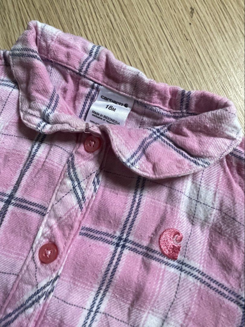 Carhartt onesies (Category: Babies & Kids Fashion) located in Naga. Submitted by anbl1004 (Listing ID 1469128024, Image 2). Description: minimal lints 12-18months .