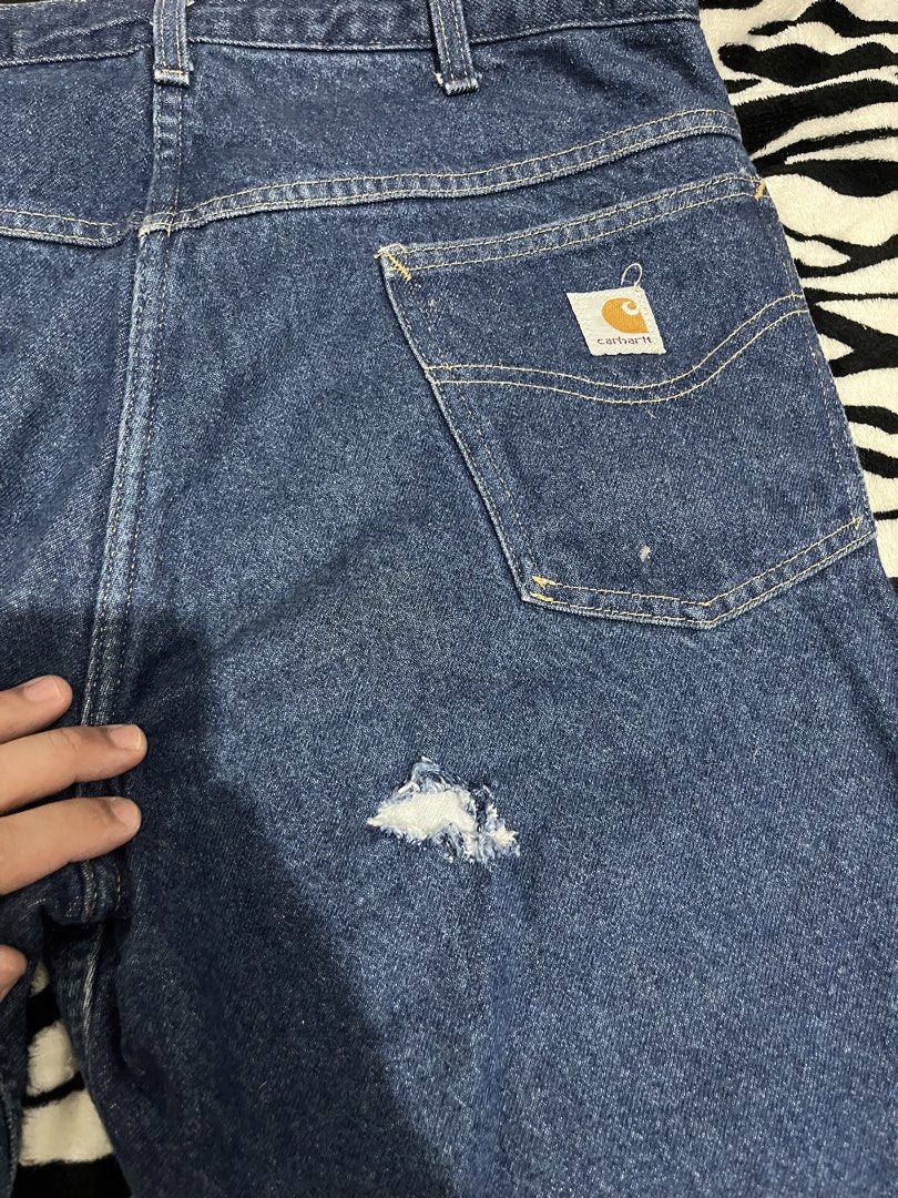 Carhartt pants (Category: Jeans) located in Manila. Submitted by ryzon_jimenez (Listing ID 1468934149, Image 2). Description: Minimal flaws on the back holes but still in good condition and presentable just shoot your offers.