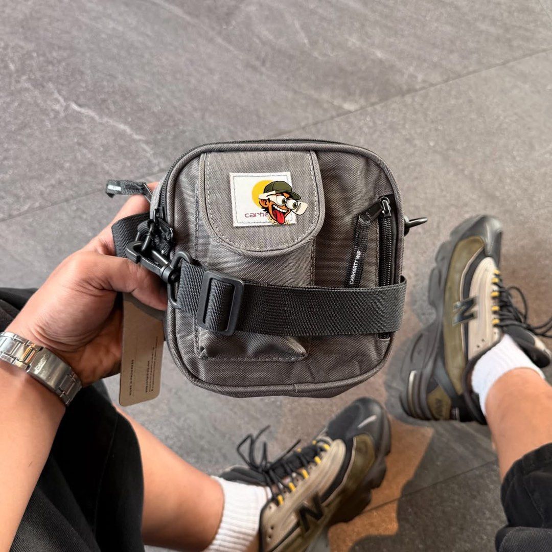 Carhartt Sling Bag (Category: Sling Bags) located in Manila. Submitted by hatline_co. (Listing ID 1469096174, Image 2). Description: .