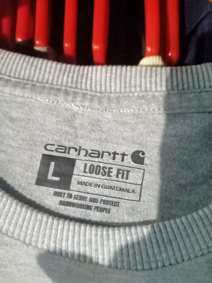 Carhartt Wip (Category: Shirts) located in Pasig City. Submitted by thrifttofit (Listing ID 1469085172, Image 3). Description: Carhartt Wip Size Large Excellent condition color rate 9/10 W-21 L-26 500 +sf Pasig city.
