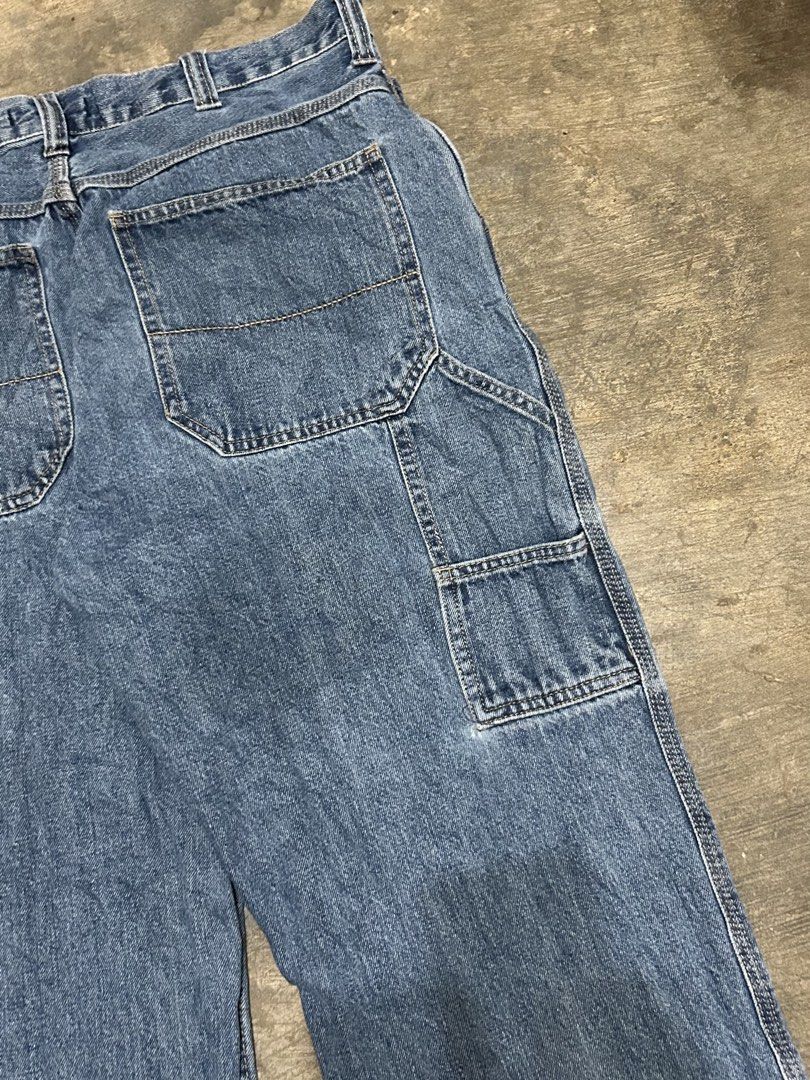 Carpenter Pants (Category: Jeans) located in Alicia. Submitted by sammyviloria (Listing ID 1469102061, Image 3). Description: Size 34 L- 42.