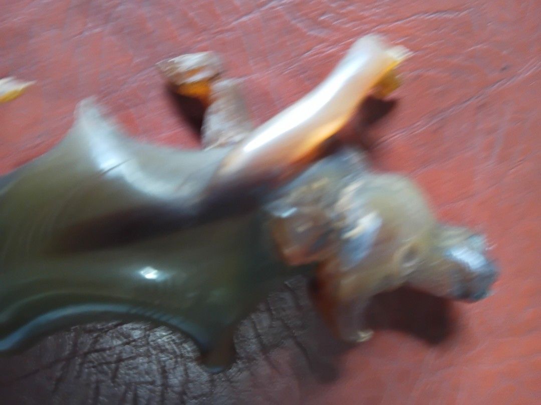 Carved horn tiger, playing ( no base) (Category: Vintage Collectibles) located in Paranaque City. Submitted by 4thestate.surplusan (Listing ID 1468970322, Image 3). Description: vintage carved horn tiger, playing , fighting. see photos.