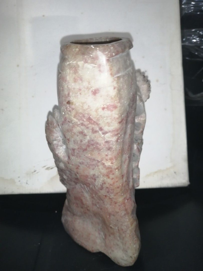 Carved stone vase/marble (Category: Everything Else Others) located in Paranaque City. Submitted by jhedplus (Listing ID 1469081529, Image 3). Description: Please read! For sure buyer only! NO COD/COP No reservation The items will be sold to the first payer w/o prior notice. Verbal reservations are not acceptable. Note: All items are vintage. Please manage your expectations accordingly. G cash payment. Shipping via Lalamove Metro Manila. For prov