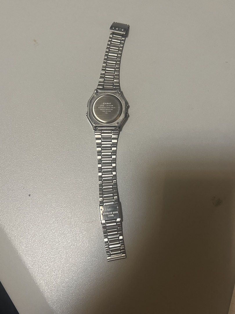 Casio A158W (Category: Luxury Watches) located in Manila. Submitted by happy.christian (Listing ID 1469003965, Image 2). Description: i just wore it once and thats it brand new and clean but i dont have the box anymore just the watch.