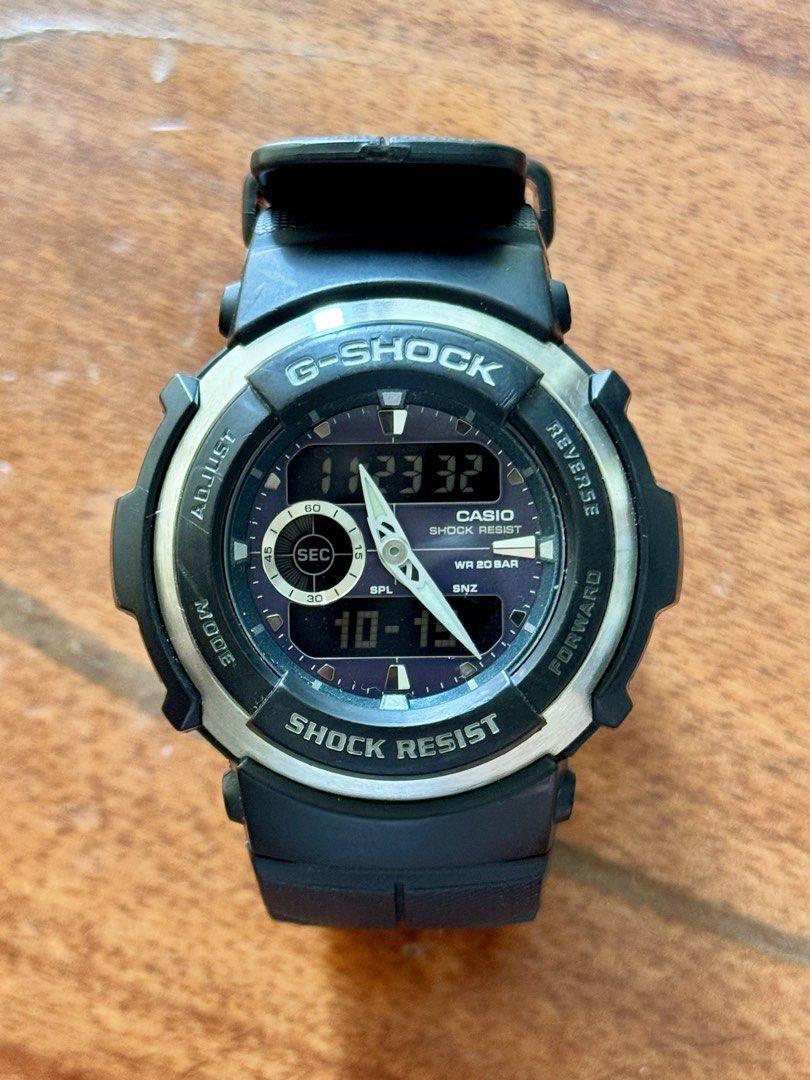 Casio G-Shock G-300 (Category: Men's Watches) located in Quezon City. Submitted by Pa3ck (Listing ID 1468954603, Image 1). Description: Authentic G-Shock In great condition All functions working Analog/Digital Clear crystal (no scratches) Some minor signs of usage Meetup in Fishermall and Waltermart Munoz only Open for Lalamove.
