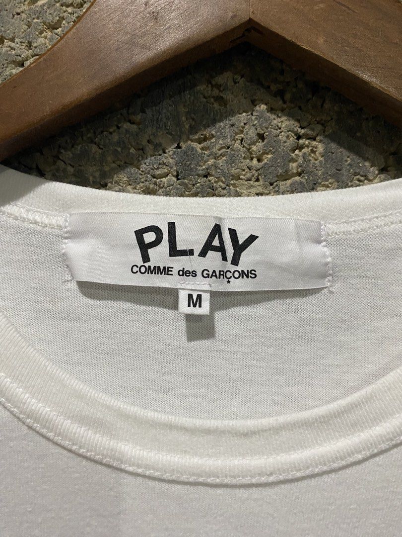 CDG Multi patch (Category: Tshirts & Polo Shirts ) located in Odiongan. Submitted by renz_john (Listing ID 1469077367, Image 3). Description: Excellent condition No issue Dimes:19x26.