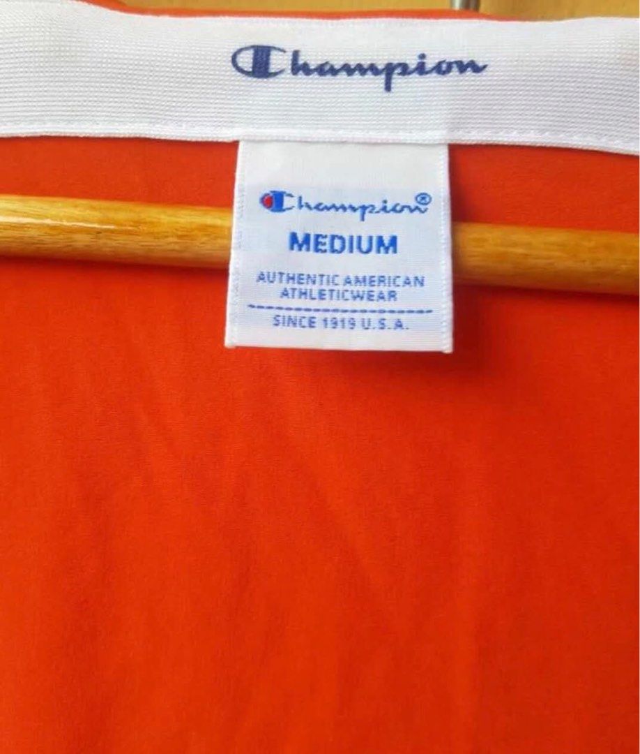 Champion Bench Coat jacket Winter jacket athletic jacket (Category: Luxury Apparel) located in Naga. Submitted by happeemarket (Listing ID 1468995054, Image 3). Description: 1k Japan Source Champion BENCH coat Jacket S22 ch24 wd25 L44” MEDIUM ON TAG #ChampionJacket #championbenchjacket #orangejacket #winterjacket #wintercoat #athleticwear.