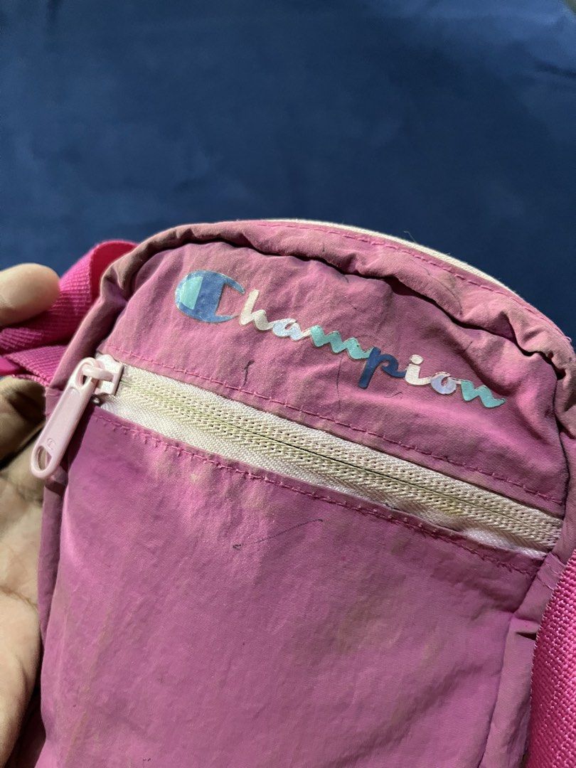 Champion Pink Sling Bag (Category: Sling Bags) located in Antipolo. Submitted by jerpilemon (Listing ID 1468971398, Image 2). Description: Need Wash No Issue .