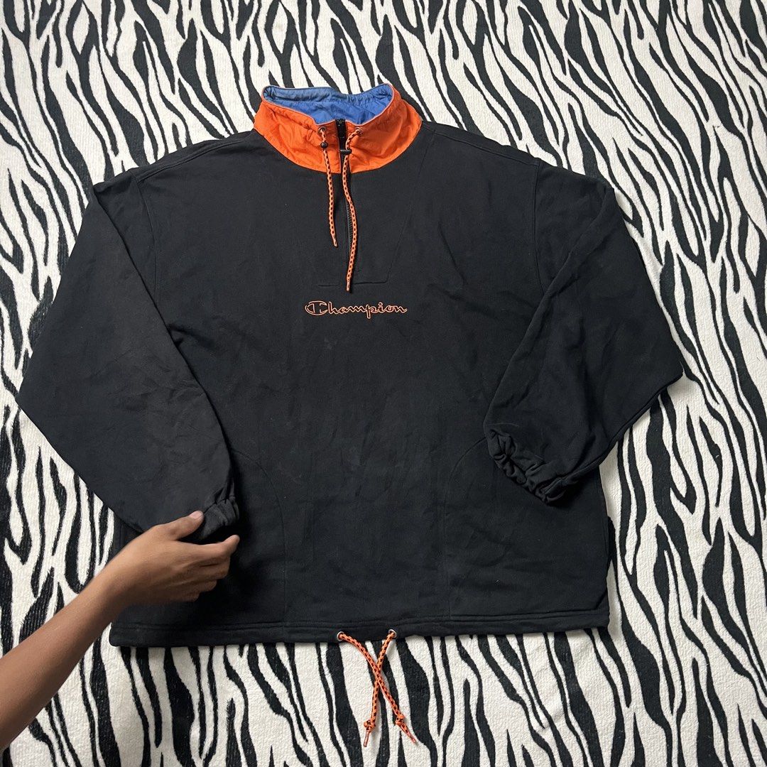 Champion quarter zip long sleeve (Category: Coats, Jackets and Outerwear) located in Manila. Submitted by royaldripmanila (Listing ID 1469084294, Image 1). Description: No issue W24 L28.