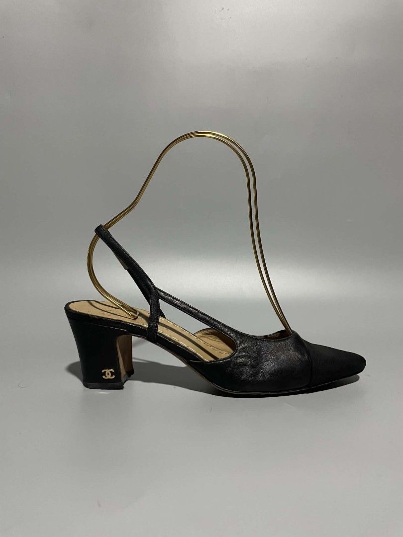 Chanel Black Cap Tow (Category: Heels) located in Cavite. Submitted by imgnr0 (Listing ID 1469141509, Image 1). Description: Excellent condition Check details pic size 41 womens message for more details .