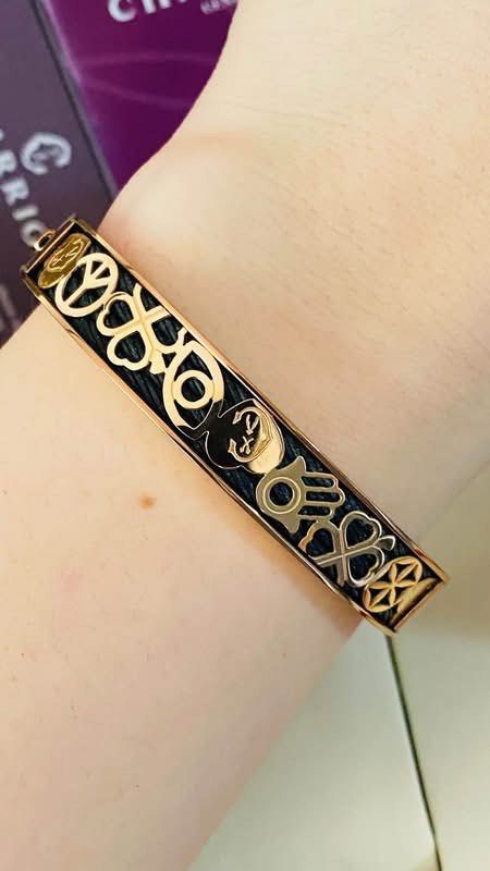 Charriol Forever Every Lucky Charm Bangle (Category: Other Accessories) located in Manila. Submitted by annafinds (Listing ID 1469051884, Image 2). Description: ₱16,800 Auth Charriol Forever Every Lucky Charm Bangle for Ladie’s -Rose Gold -16cm Wrist Size -With Card & Papers -In Excellent Condition 📌Disclaimer:📌 I Claim to be a Legit Watch Reseller. All Products, Names, Brands, and Logos are owned by their respective brand owners. We are not af