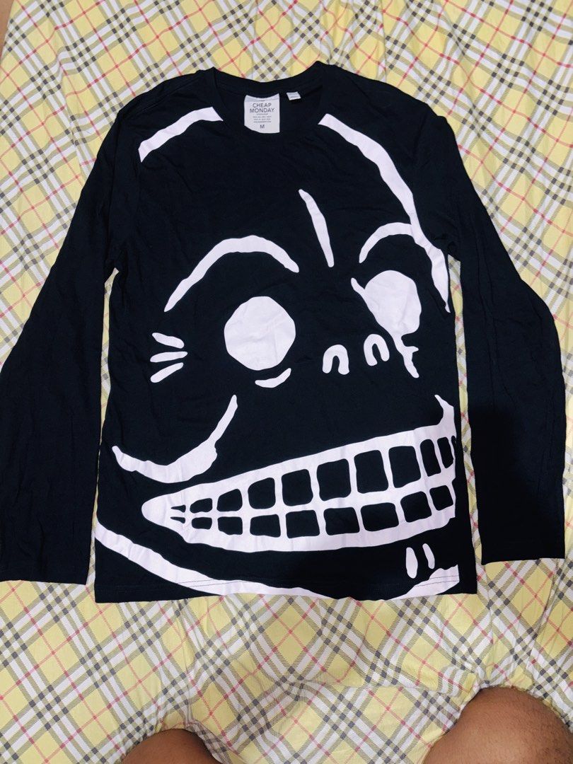 CHEAP MONDAY Big Logo Longsleeve (Category: Coats, Jackets and Outerwear) located in Manila. Submitted by erxm.thrift (Listing ID 1469085551, Image 1). Description: .