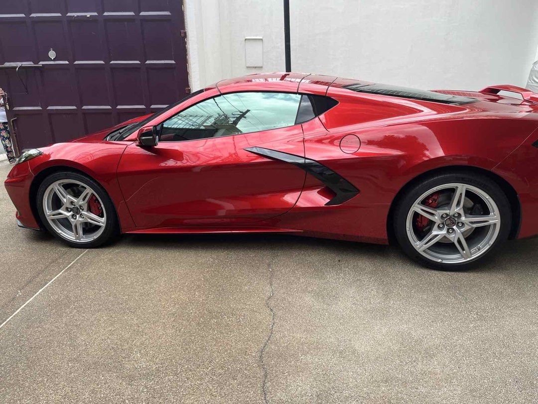 Chevrolet Corvette C8 Auto (Category: Used Cars) located in Quezon City. Submitted by nickyc09 (Listing ID 1468949991, Image 2). Description: 2021 Chevrolet Corvette C8 Stingray V8 A/T gas 1,250 km only - almost new 1st owner Plate ending 8 8.5M Location: Congressional QC Serious buyers only..