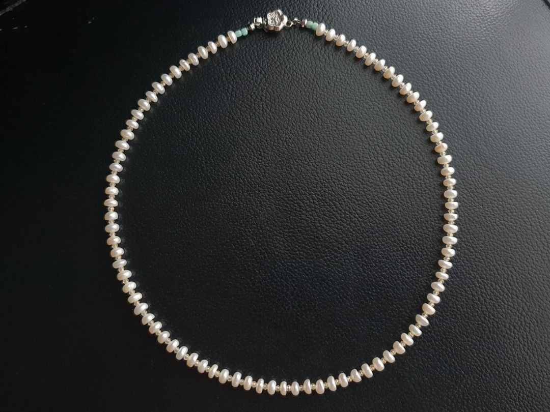 Chinese Cultured Pearl Necklace (Category: Necklaces) located in Quezon City. Submitted by WasalakTwo (Listing ID 1469098314, Image 1). Description: Bought in Japan High quality Excellent condition Clean and presentable 41cm Open for delivery nationwide.